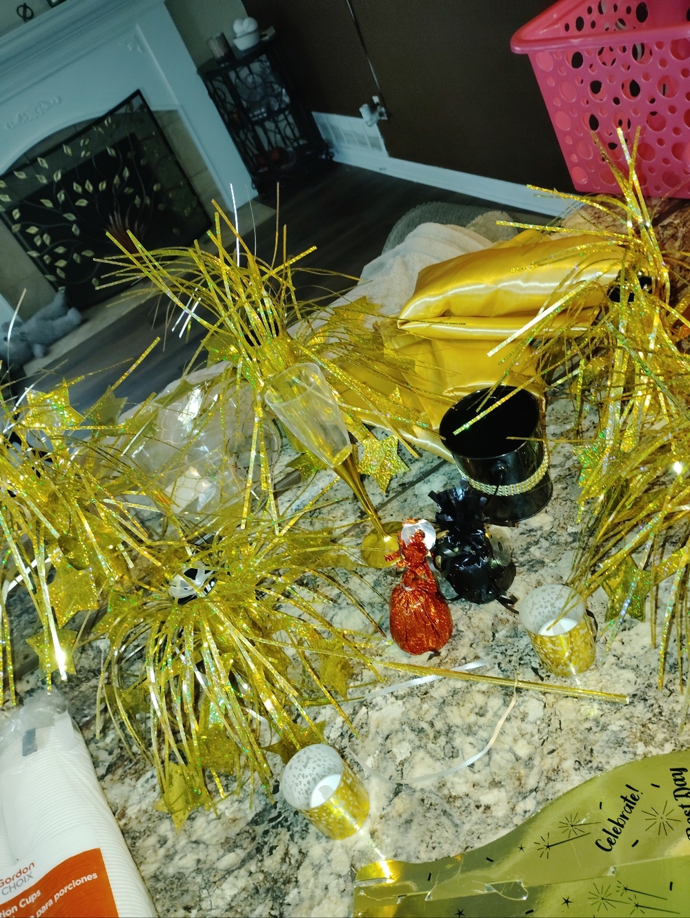 Gold Party Table Centerpiece Decorations - Celebration Set - Picture 2 of 2
